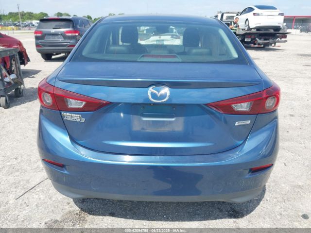 3MZBN1V39JM248584 Mazda Mazda3 Touring
