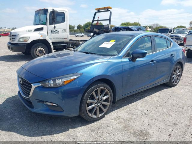 3MZBN1V39JM248584 Mazda Mazda3 Touring