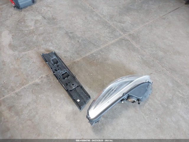 1FMCU0GX4FUC22042 Ford ESCAPE SE