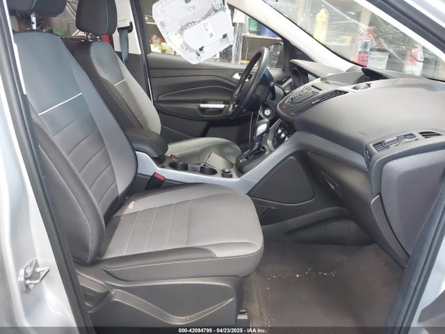 1FMCU0GX4FUC22042 Ford ESCAPE SE