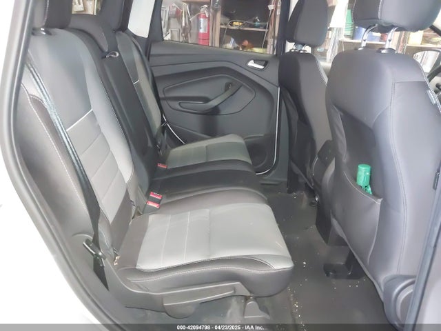 1FMCU0GX4FUC22042 Ford ESCAPE SE