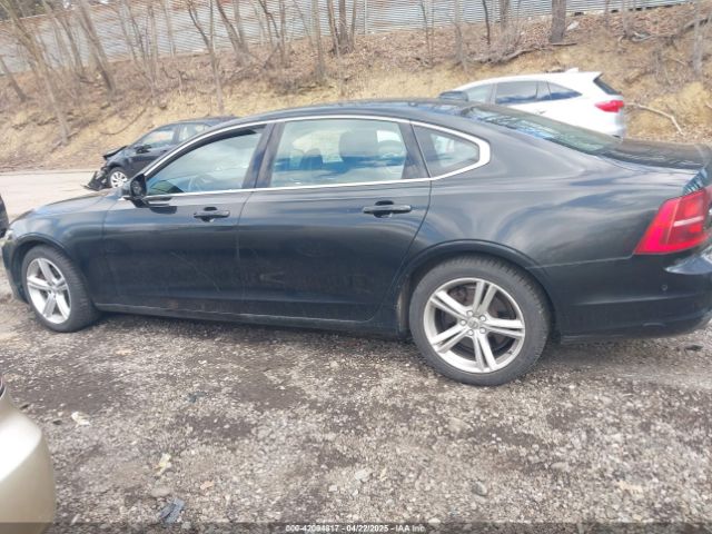 LVY982MK6JP036297 Volvo S90 T5 Momentum