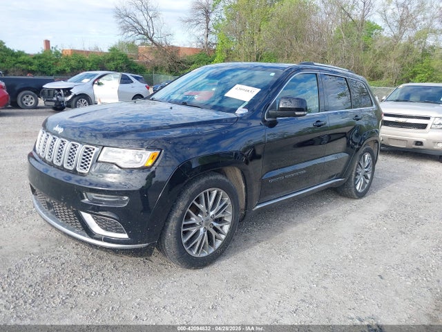 1C4RJFJG2HC843906 Jeep Grand Cherokee Summit 4x4