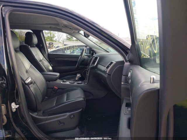 1C4RJFJG2HC843906 Jeep Grand Cherokee Summit 4x4