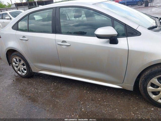 5YFB4MDEXRP123012 Toyota COROLLA LE