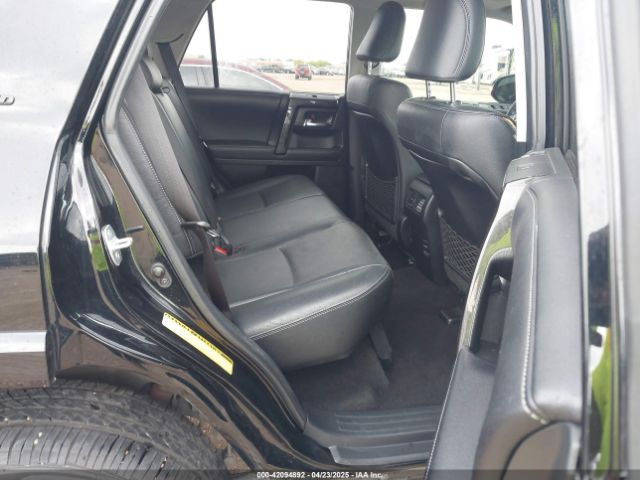 JTEZU5JR6K5211338 Toyota 4runner Limited Nightshade