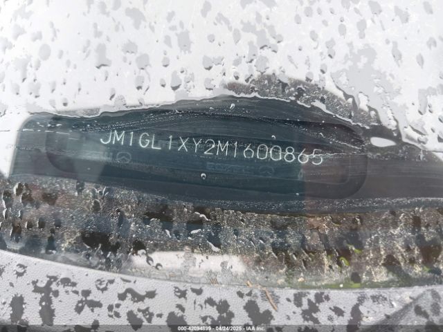 JM1GL1XY2M1600865 Mazda Mazda6 Signature
