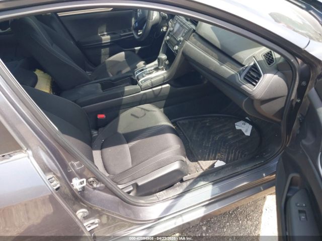 2HGFC2F69LH570685 Honda Civic Lx