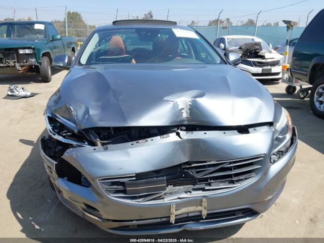 LYV402FM8GB111058 Volvo S60 Inscription T5 Drive-e Platinum