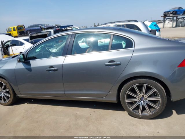 LYV402FM8GB111058 Volvo S60 Inscription T5 Drive-e Platinum