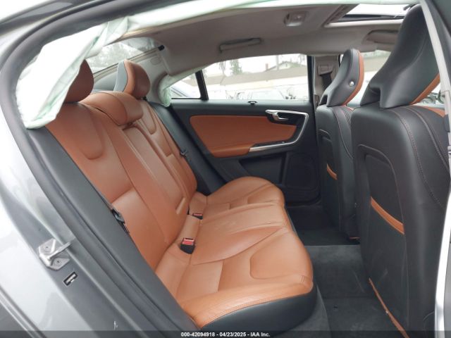 LYV402FM8GB111058 Volvo S60 Inscription T5 Drive-e Platinum