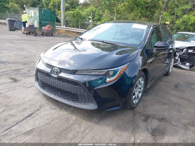 5YFEPMAE0MP270831 Toyota COROLLA LE