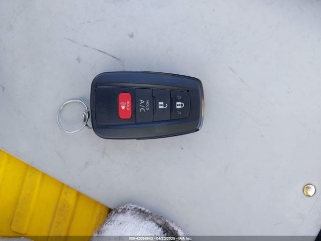 JTDKAMFP8N3198379 Toyota Prius Prime Limited