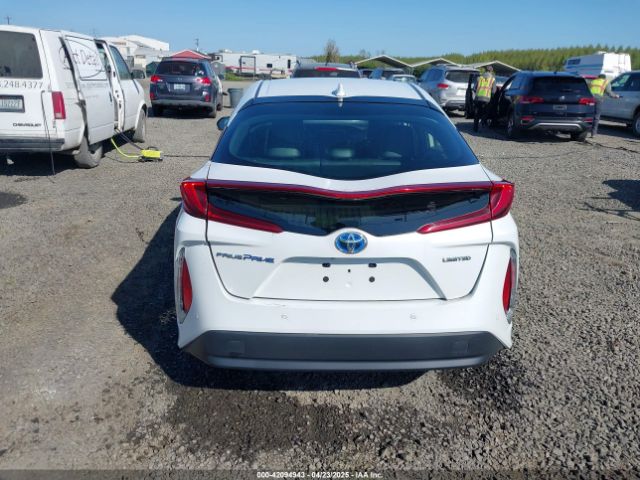 JTDKAMFP8N3198379 Toyota Prius Prime Limited