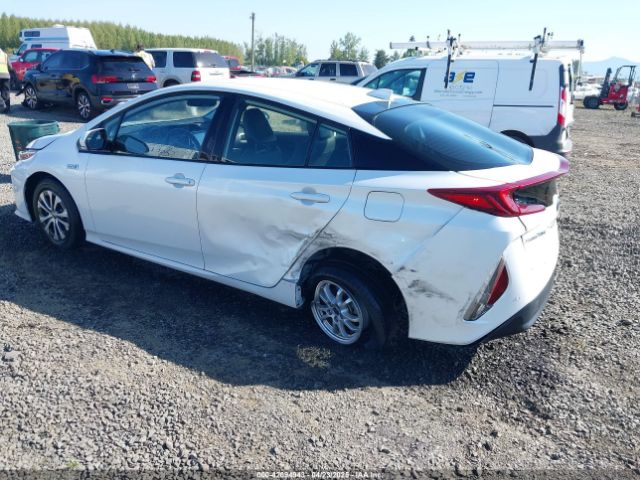 JTDKAMFP8N3198379 Toyota Prius Prime Limited