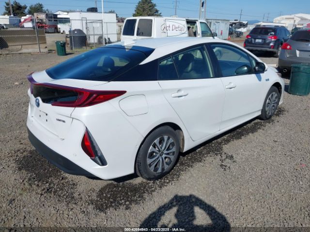 JTDKAMFP8N3198379 Toyota Prius Prime Limited