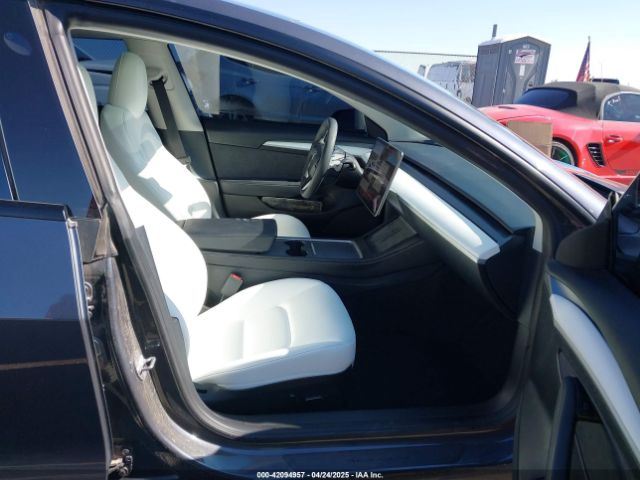 5YJ3E1EB3PF626345 Tesla 2023