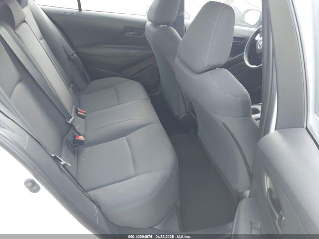 5YFEPMAE9NP357743 Toyota COROLLA LE