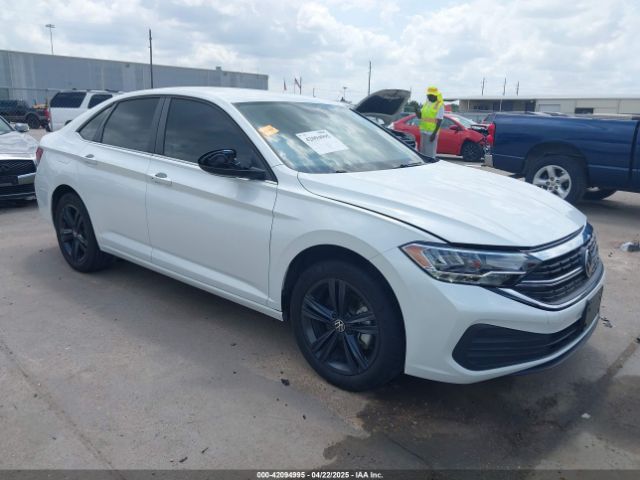 2024 VOLKSWAGEN JETTA 3VWEM7BUXRM060006