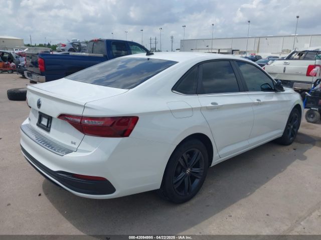 2024 VOLKSWAGEN JETTA 3VWEM7BUXRM060006 Photo 3