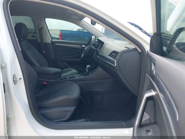 2024 VOLKSWAGEN JETTA 3VWEM7BUXRM060006 Photo 4