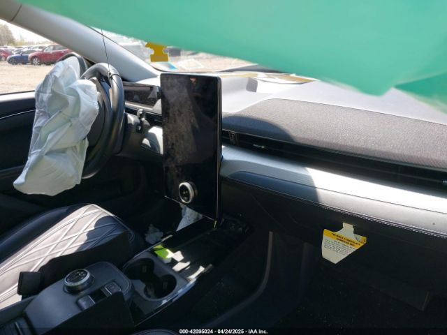 2022 FORD MUSTANG MACH-E 3FMTK1SS2NMA17670 Photo 4