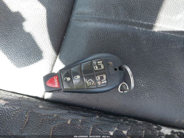 2C4RC1BG9ER399146 Chrysler Town & Country Touring