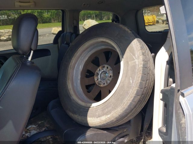 2C4RC1BG9ER399146 Chrysler Town & Country Touring