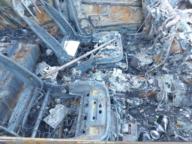 KNDJP3A58F7762472 KIA SOUL +