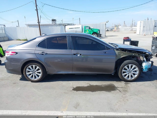 4T1B11HK2KU240465 Toyota CAMRY LE