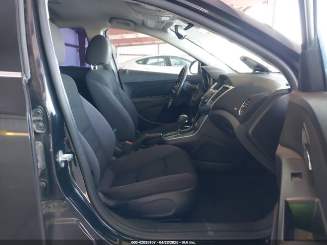 1G1PC5SB0E7107557 Chevrolet Cruze 1lt Auto