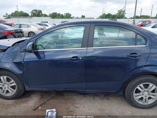 1G1JC5SH5G4127995 Chevrolet Sonic Lt Auto