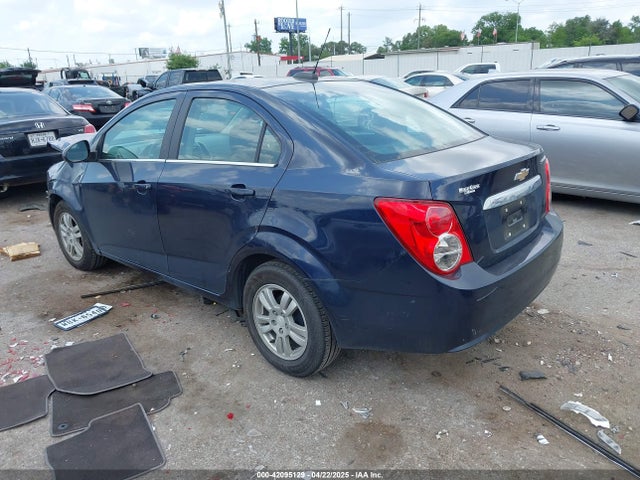 1G1JC5SH5G4127995 Chevrolet Sonic Lt Auto