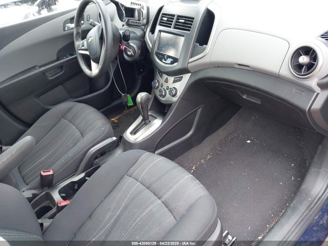 1G1JC5SH5G4127995 Chevrolet Sonic Lt Auto