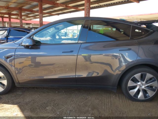 7SAYGDEE4PF875915 Tesla Model Y Awd/long Range Dual Motor All-wheel Drive