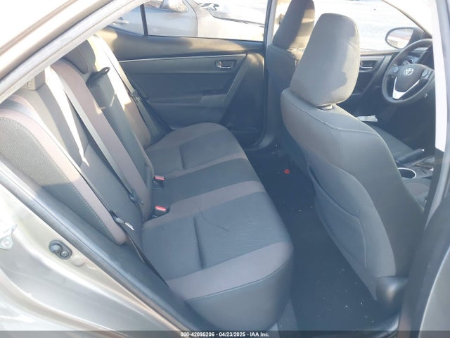 2T1BURHE8JC098641 Toyota COROLLA LE