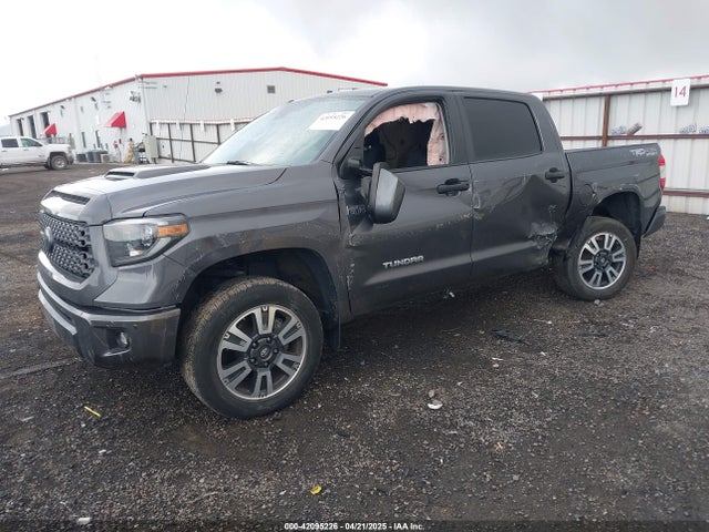 5TFDY5F19KX861193 Toyota Tundra Sr5 5.7l V8