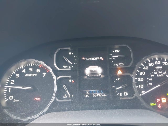 5TFDY5F19KX861193 Toyota Tundra Sr5 5.7l V8