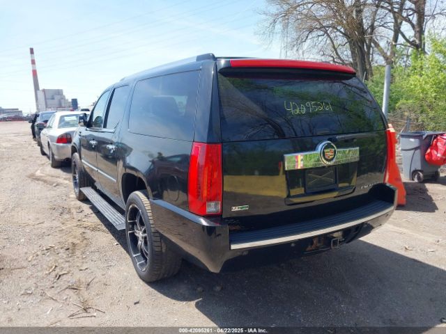 2011 CADILLAC ESCALADE ESV 1GYS4JEFXBR161853 Photo 2