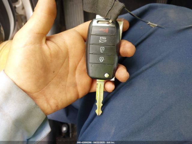 KNAFK4A63G5508214 KIA FORTE LX