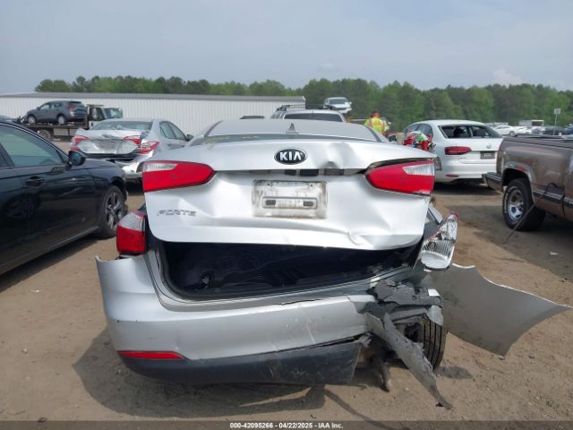 KNAFK4A63G5508214 KIA FORTE LX
