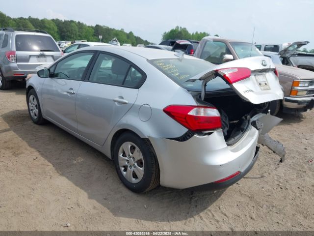 KNAFK4A63G5508214 KIA FORTE LX