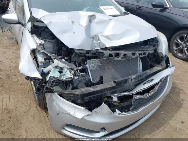 KNAFK4A63G5508214 KIA FORTE LX