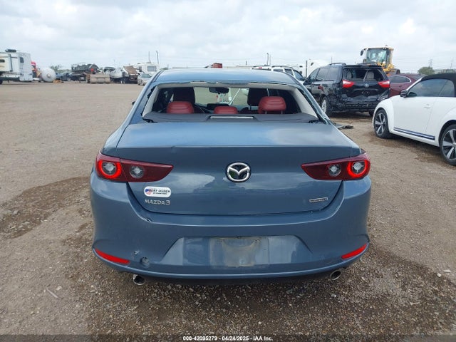 3MZBPACL7NM313242 Mazda Mazda3 Carbon Edition