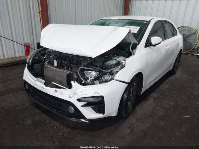 3KPF24AD5ME341579 KIA Forte Lxs