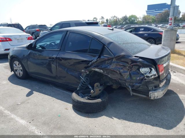 1G1PA5SG1E7405326 Chevrolet Cruze Ls Auto