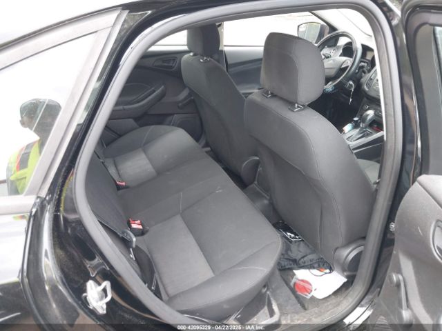 1FADP3E21HL234849 Ford FOCUS S