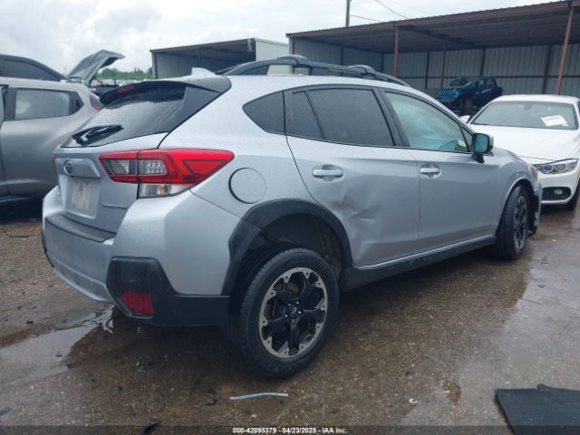 2021 SUBARU CROSSTREK JF2GTAEC0M8663169 Photo 3