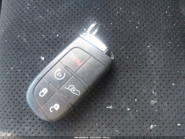 1C4RJFAG2JC320441 Jeep Grand Cherokee Altitude 4x4
