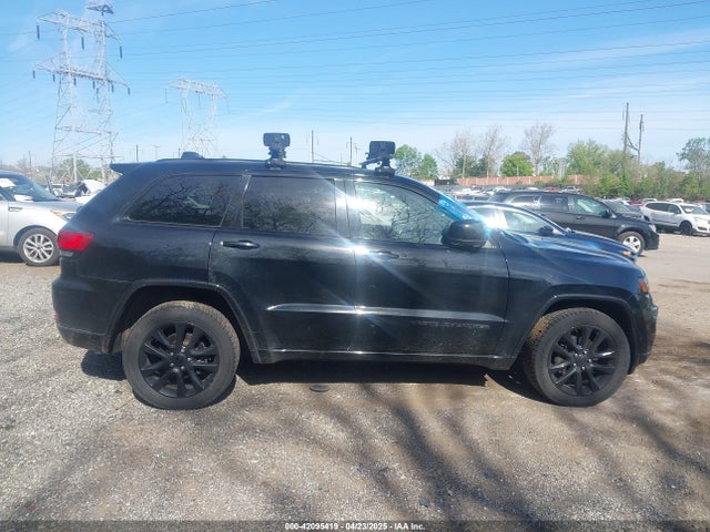 1C4RJFAG2JC320441 Jeep Grand Cherokee Altitude 4x4